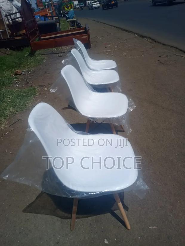 Leisure Eames Chair