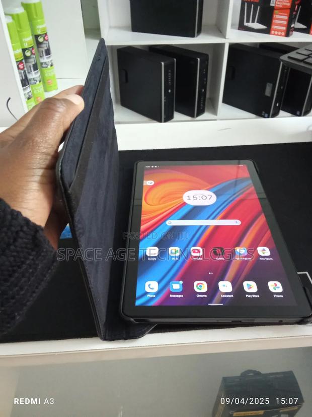 New Lenovo Tab M10 64 GB Gray - main view