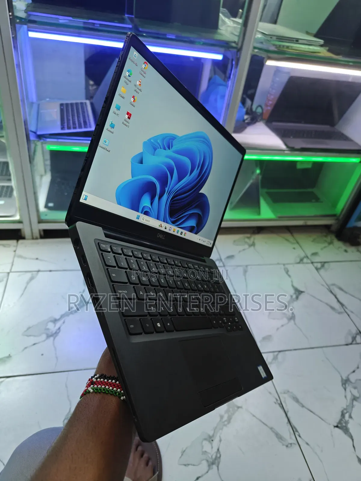 Laptop Dell Latitude 7300 8GB Intel Core i5 SSD 256GB