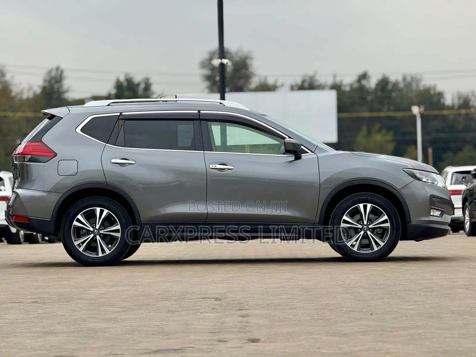 Nissan X-Trail 2018 Gray