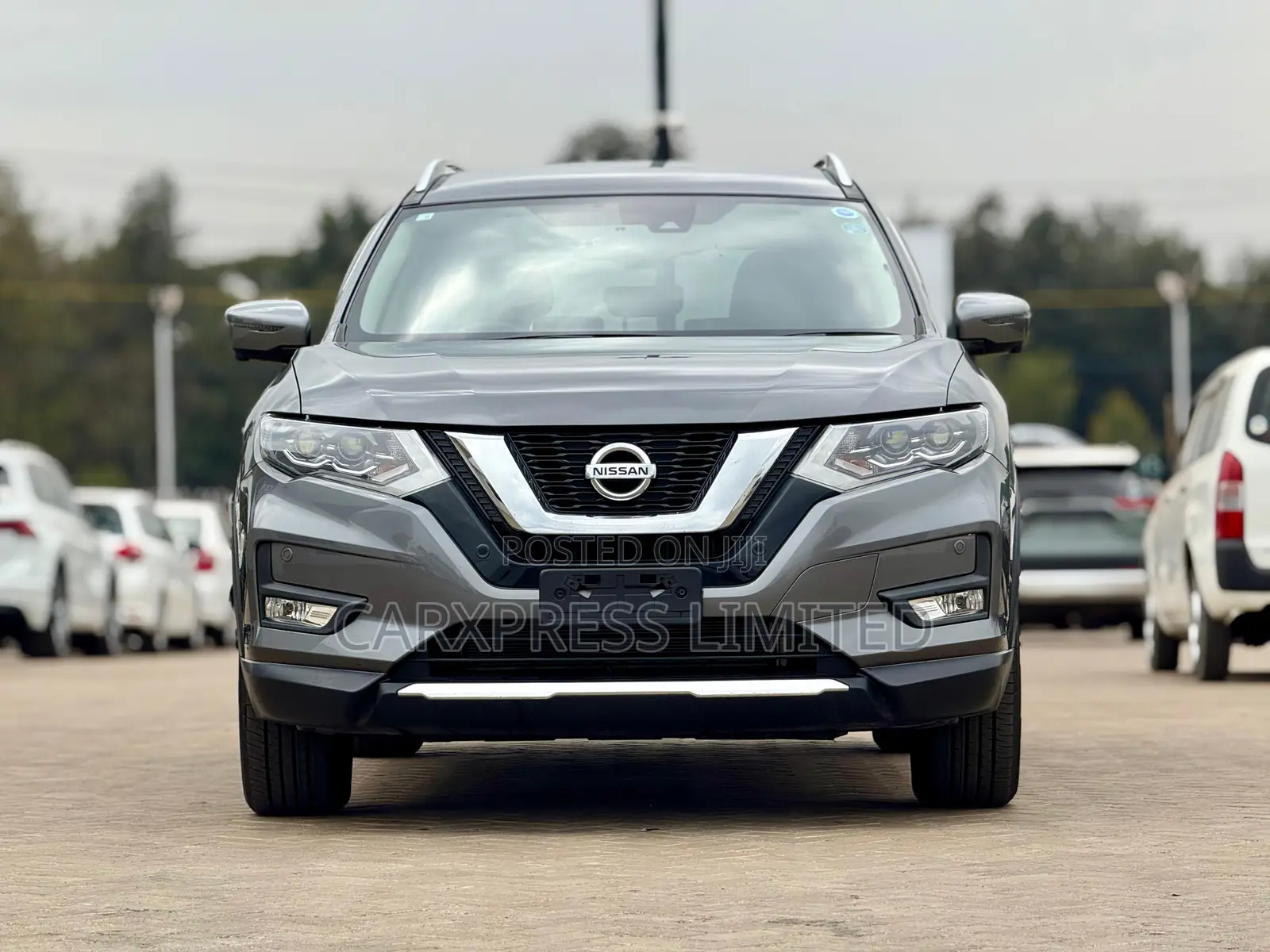 Nissan X-Trail 2018 Gray