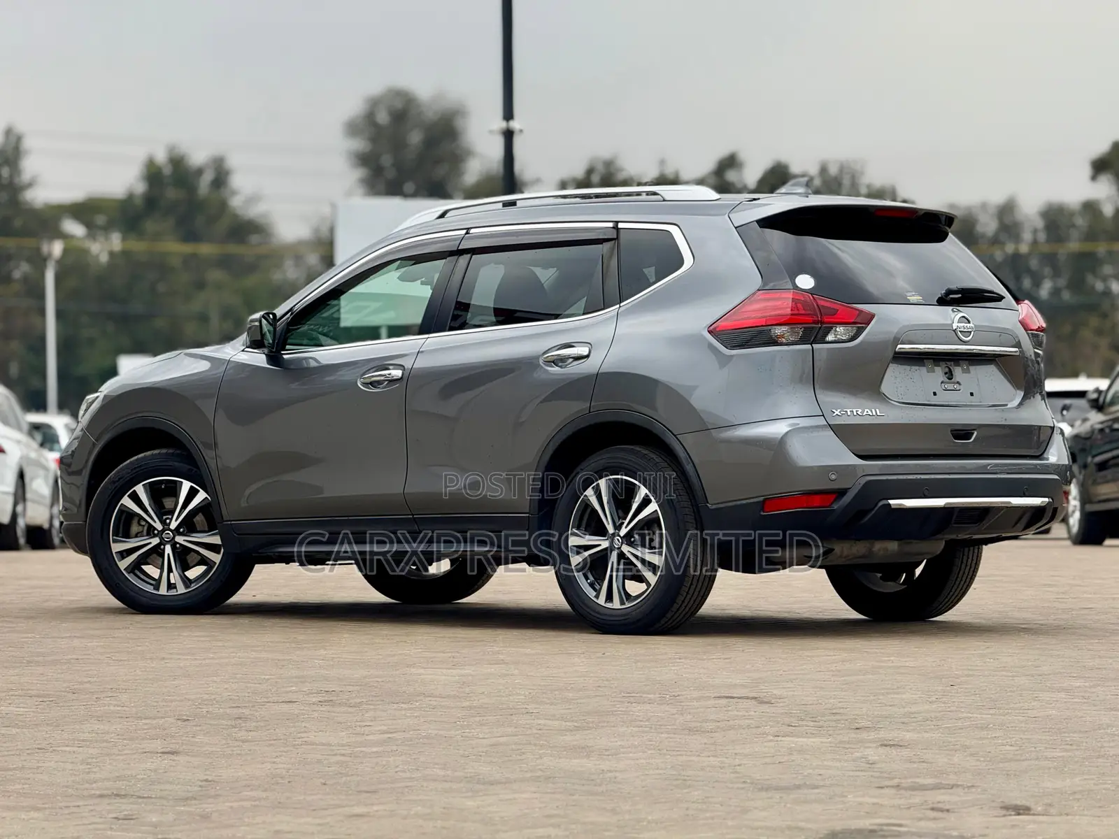 Nissan X-Trail 2018 Gray