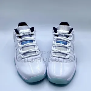 Jordan 11 'Legend Blue Low