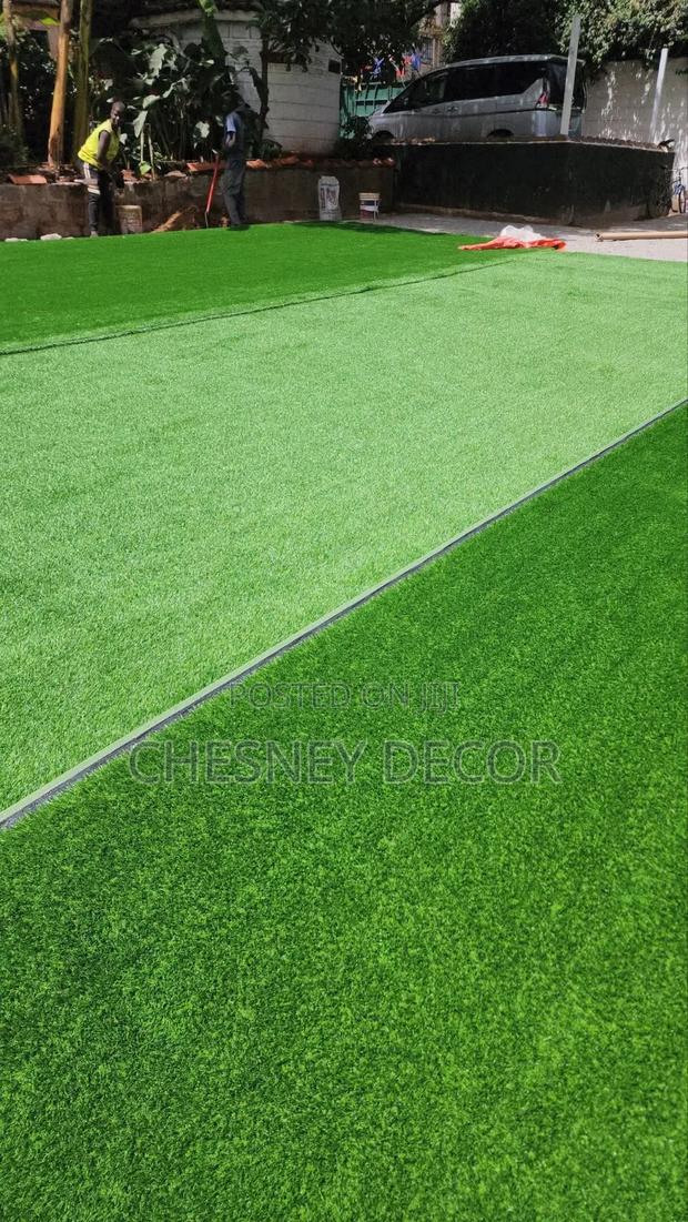 Best Quality Thick Soft Artificial Grass Carpet - thumbnail 2