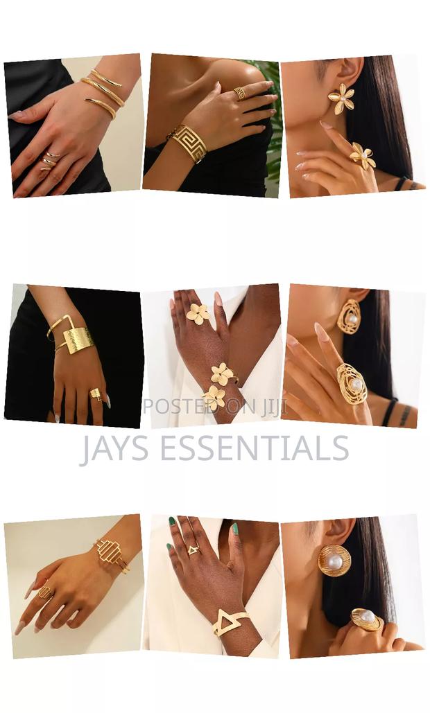 Elegant Bracelet and Ring Sets - thumbnail 11