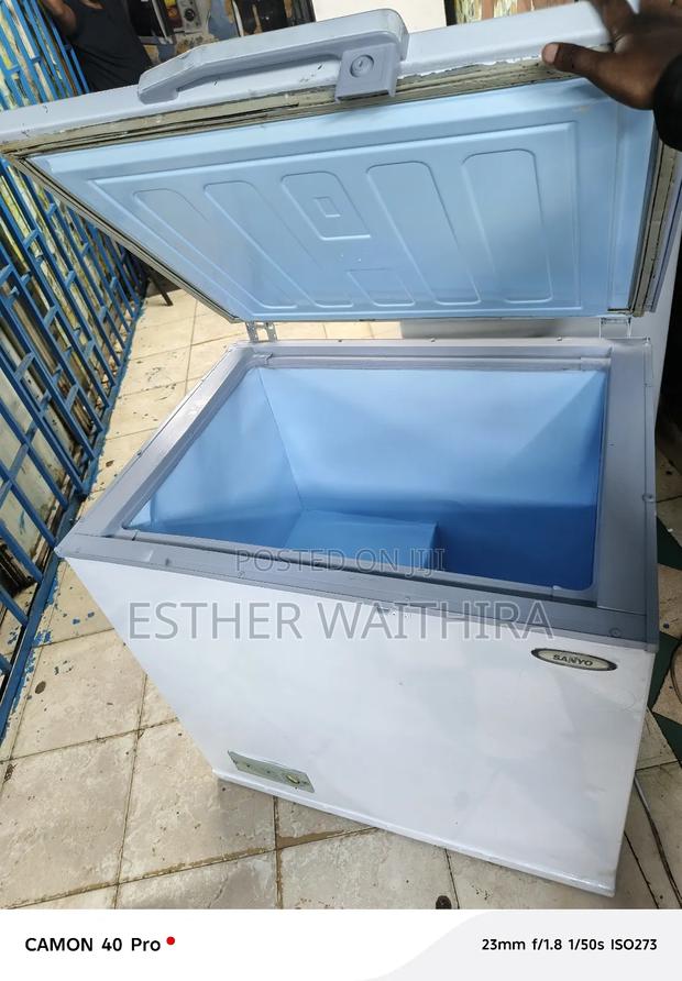 Sanyo 200 Litres Deep Freezer - thumbnail 3
