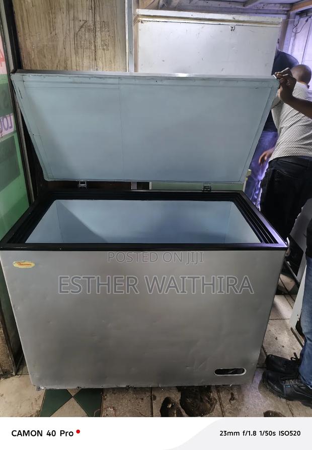 300 Litres Deep Freezer - thumbnail 4