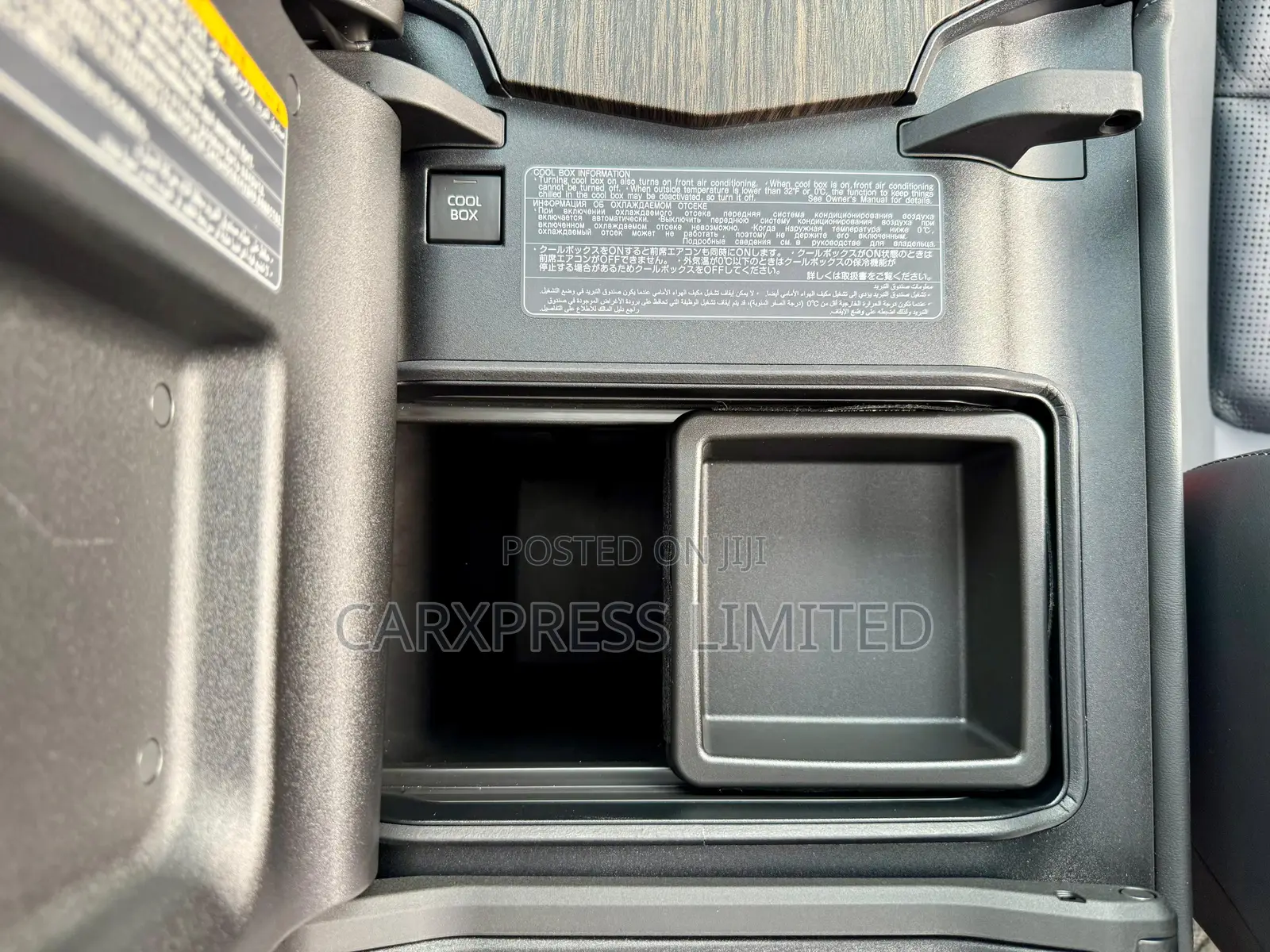 Toyota Land Cruiser 2021 White
