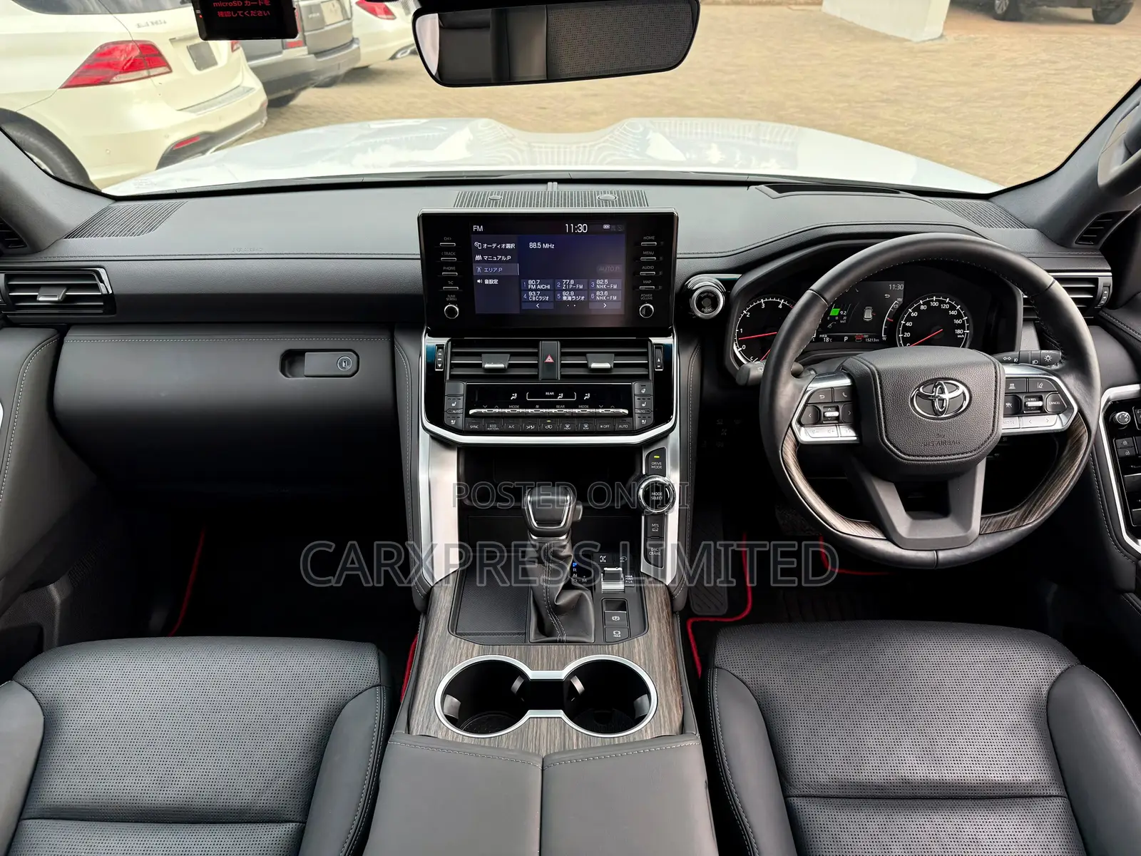 Toyota Land Cruiser 2021 White