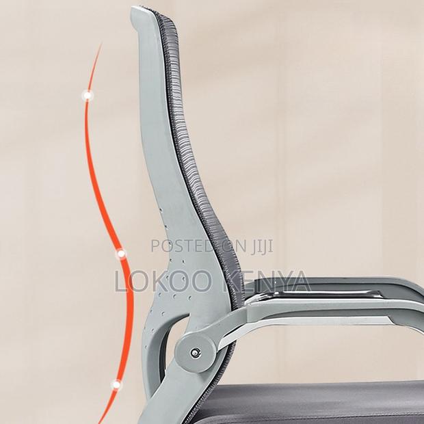 Office Chair : Mid-Back Meeting Chair - thumbnail 2