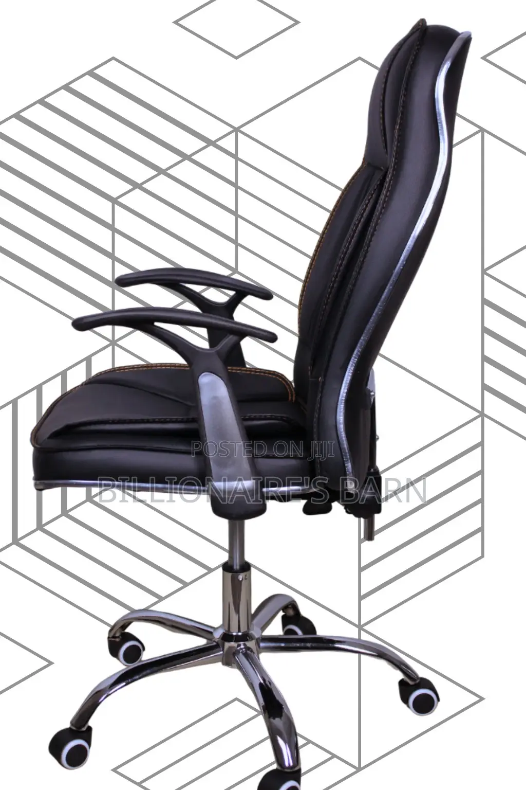 Sleek Executive Leather Office Chair | Scratch-Resistant Finish