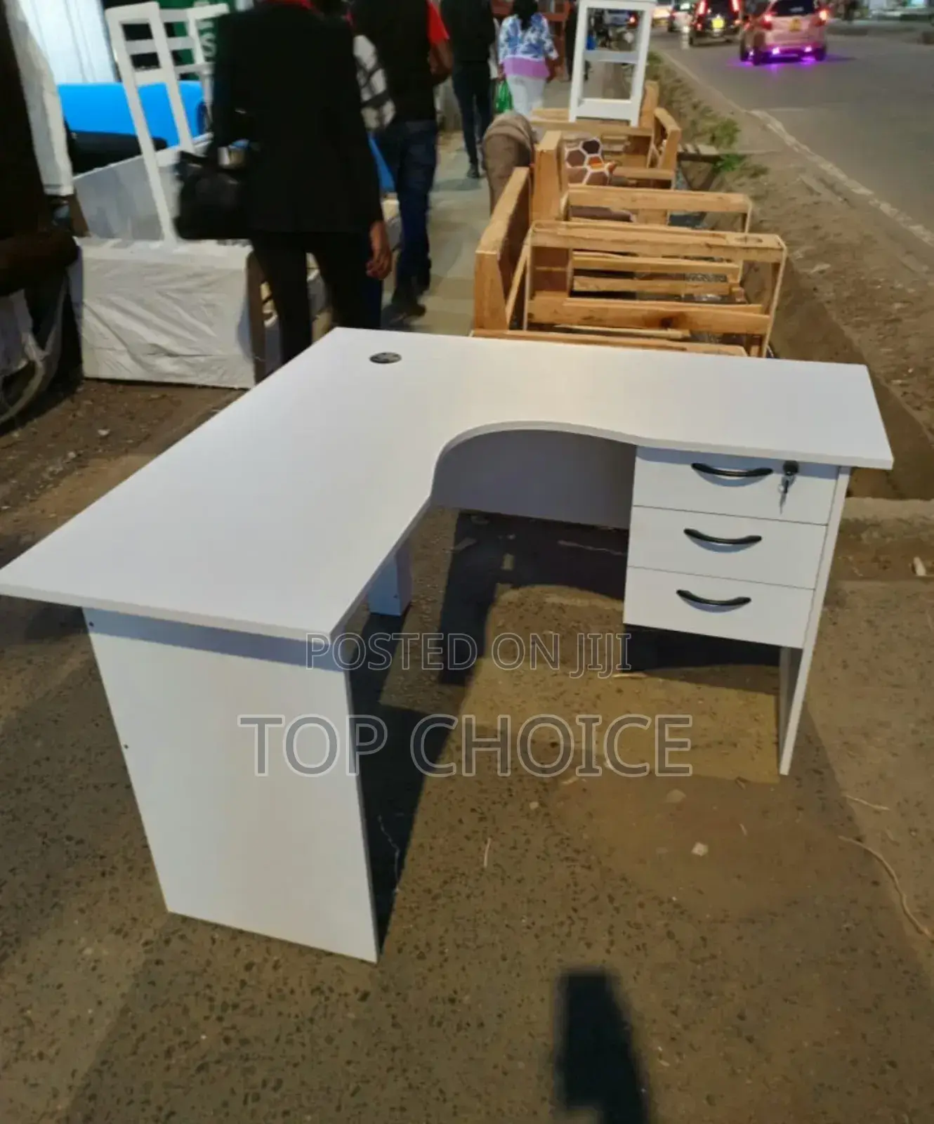 High-tech L-shaped Office Desk And Chair