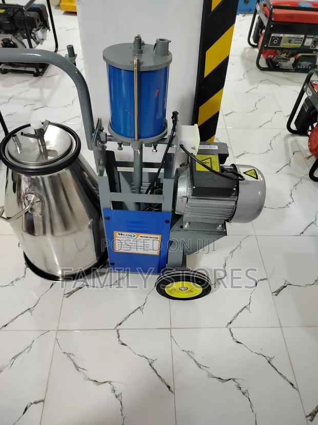 Heavy Duty Single Bucket Milking Machine Milano Italia - thumbnail 4