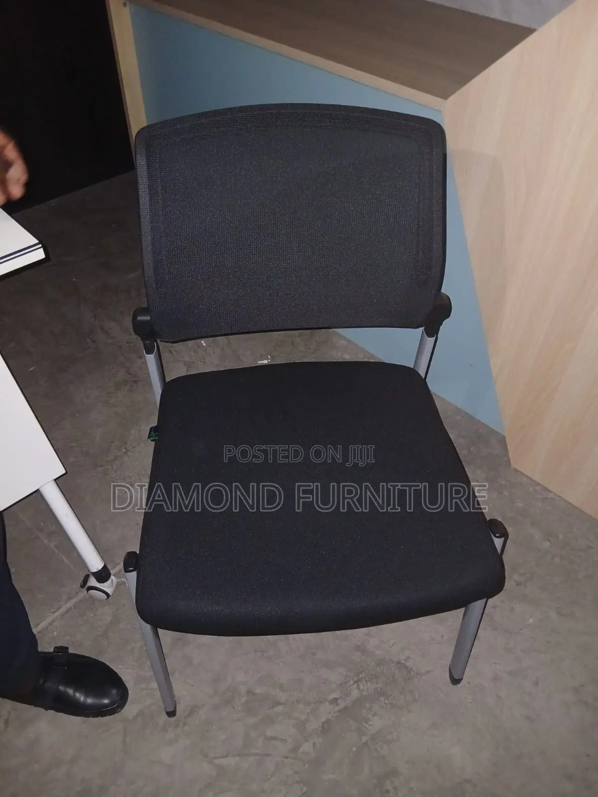 Office Furniture; Armless Stackable Mesh Conference Chair
