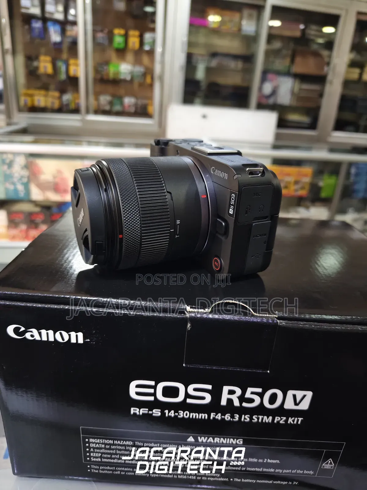 Canon Eos R50v Mirrorless Camera Rf-S 14-30mm F/4.5-6.3 STM