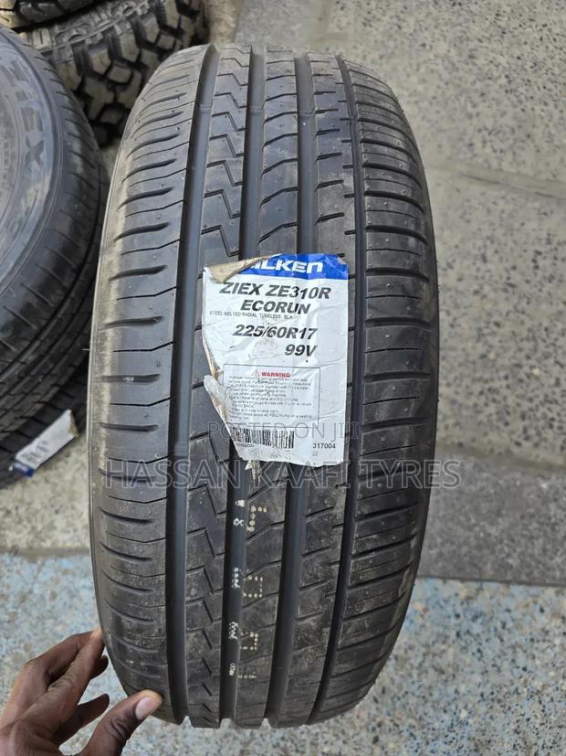 225/60r17 Falken(Thailand)