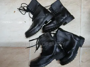 Security Guard Black With No Steel Toe