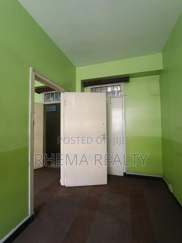 Office to Let - thumbnail 4