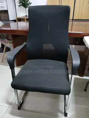 Sleek, Supportive Space-Saving Strong Mesh Visitor Seat