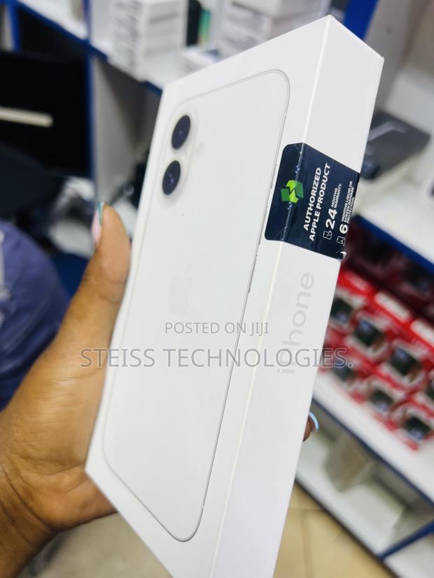 New Apple iPhone 16 128 GB White - thumbnail 4