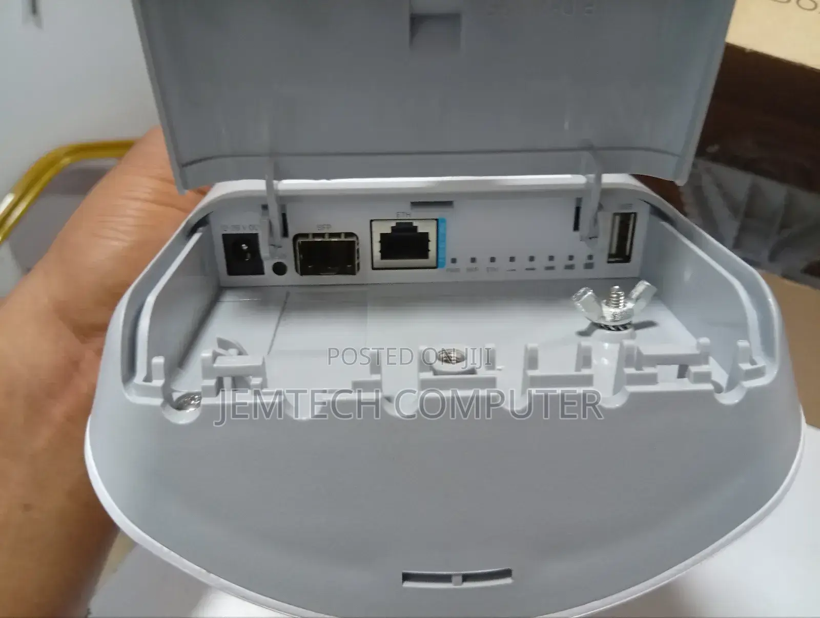 Mikrotik Mantbox Ax 15s (Routeros L4),L22ugs-5haxd2haxd-15s