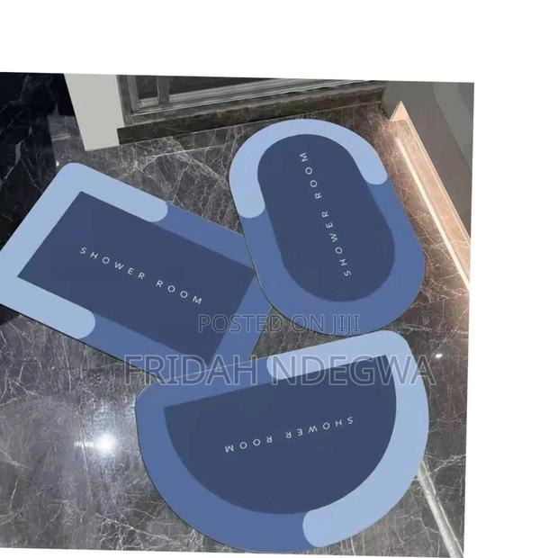 *Super Absorbent Antislip Bathroom Mat - thumbnail 2
