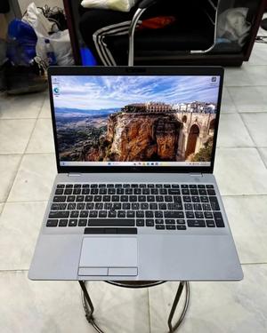 Laptop Dell Precision 15 3551 16GB Intel Core I7 SSD 512GB - thumbnail 2