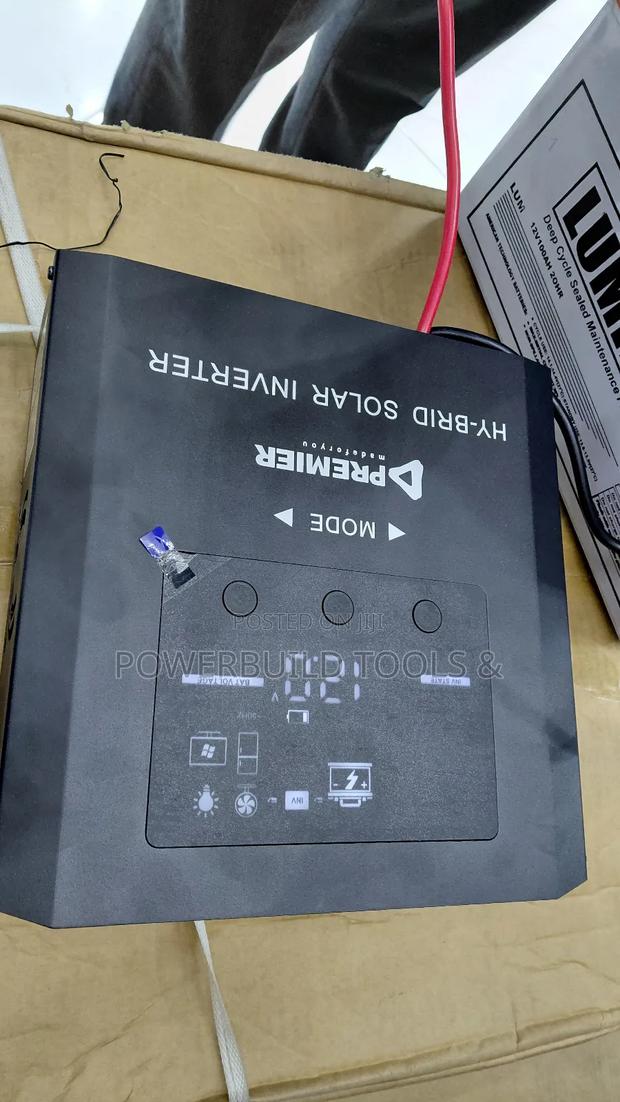 Premier Hybrid Solar Inverter 600w 12v