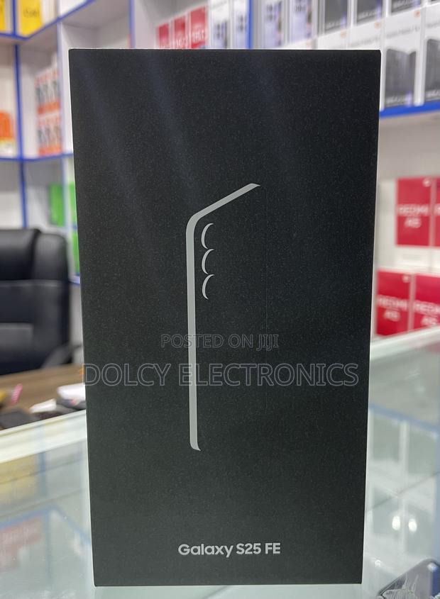 New Samsung Galaxy S25 FE 256 GB Black - main view