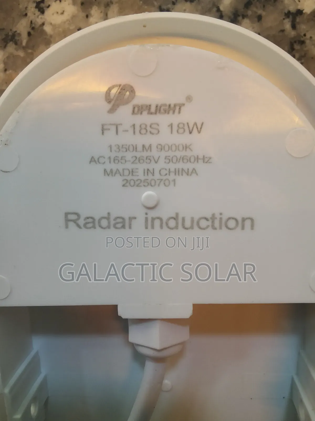 18 Watt Bulk Head With Photo Cell