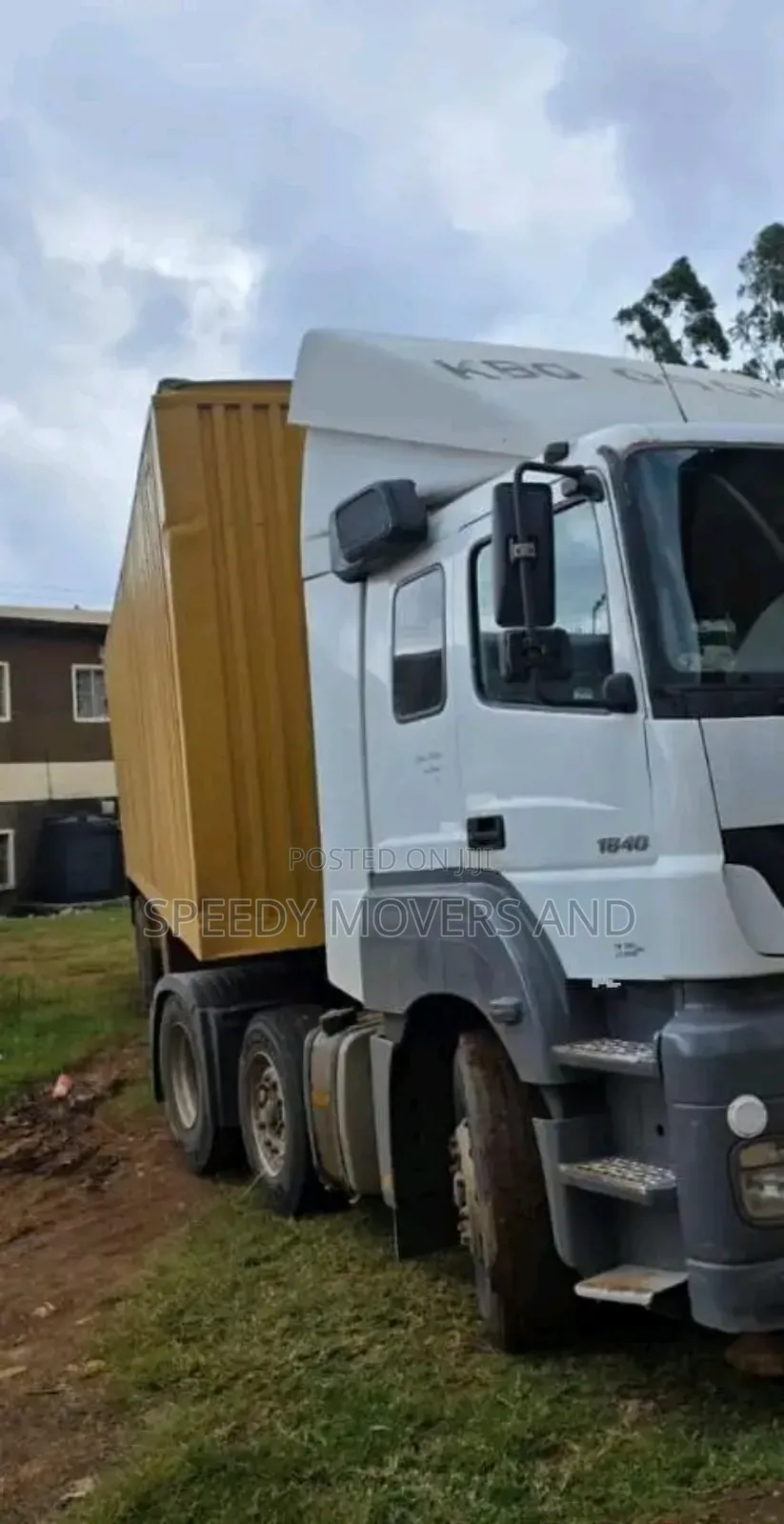 High Cube/Flatbed Trailers Accessible for Jobs