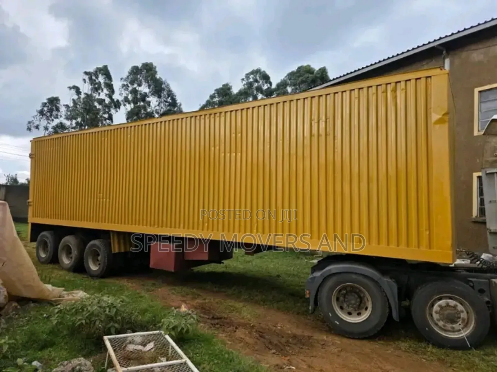 High Cube/Flatbed Trailers Accessible for Jobs