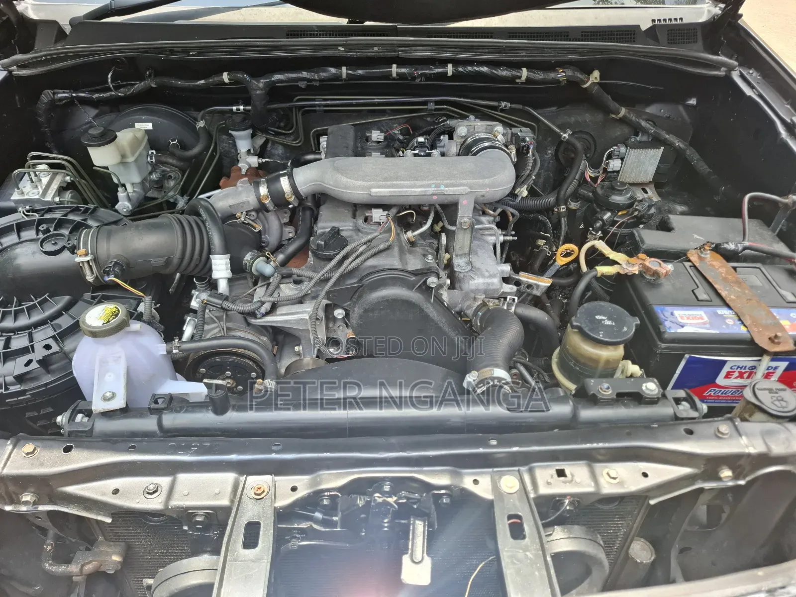 Toyota Hilux 2014 Gray