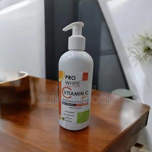 Pro White Vitamin C Brightening Face Wash - main view