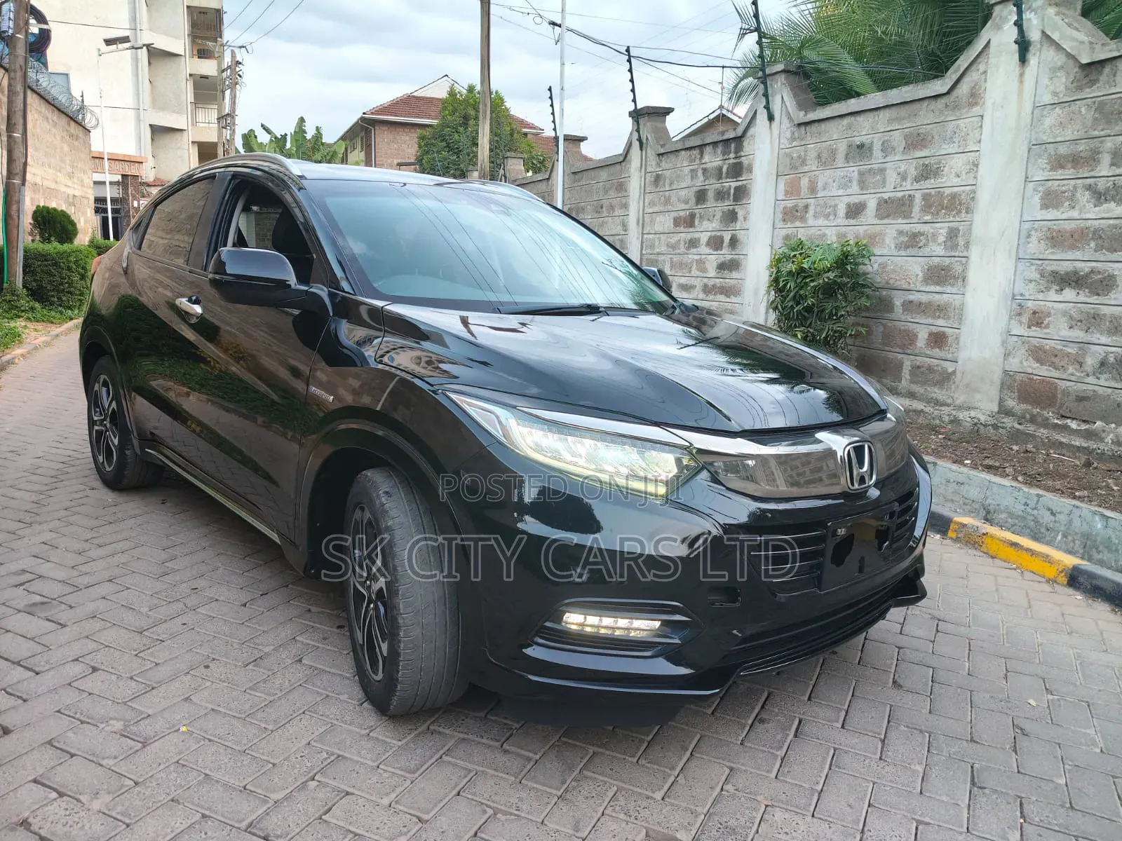 Honda Vezel 1.5 Hybrid 2WD 2018 Matt Black