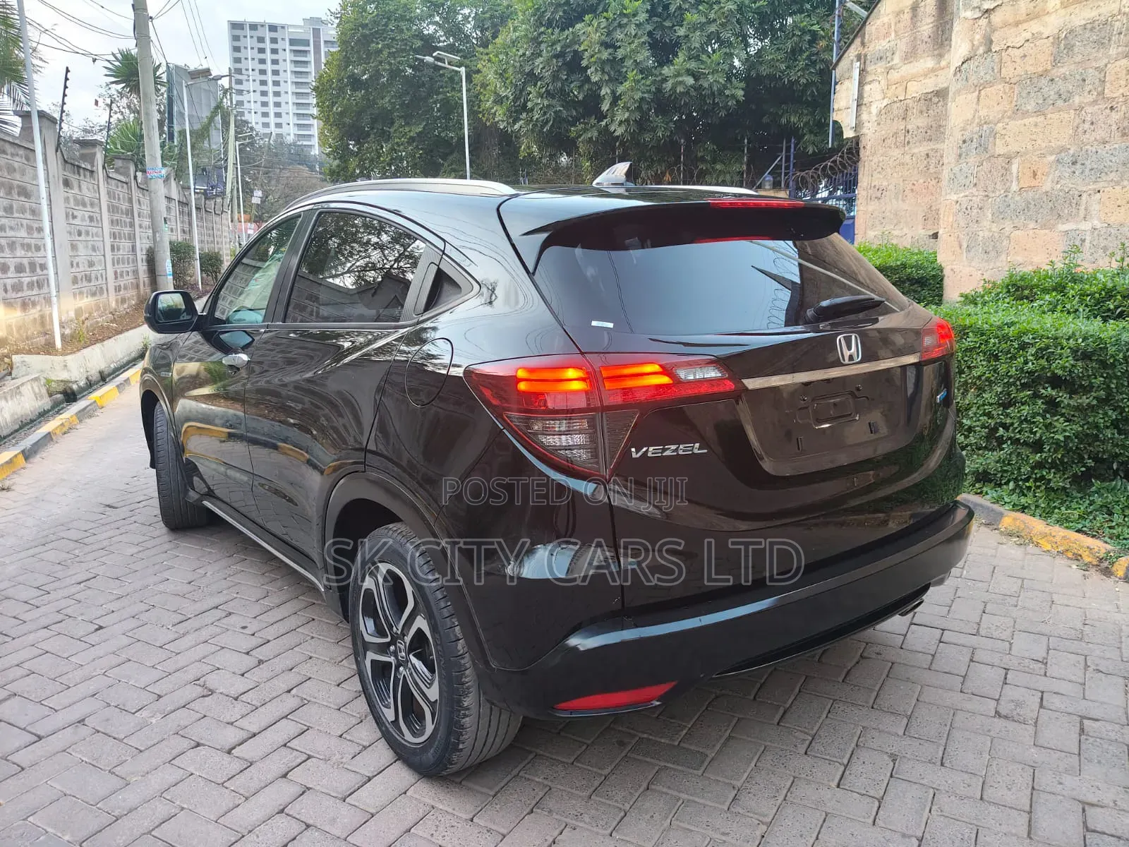 Honda Vezel 1.5 Hybrid 2WD 2018 Matt Black