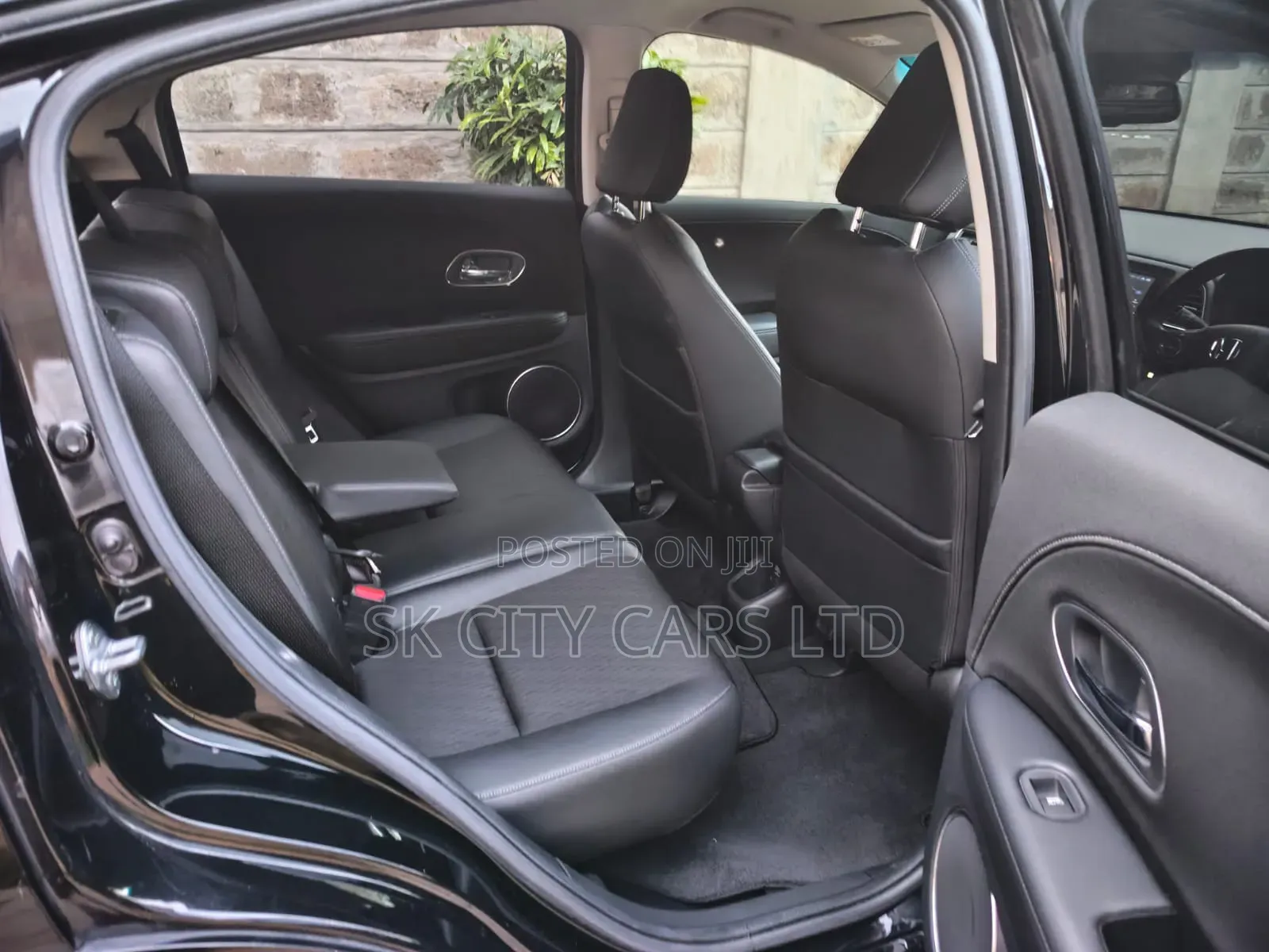 Honda Vezel 1.5 Hybrid 2WD 2018 Matt Black