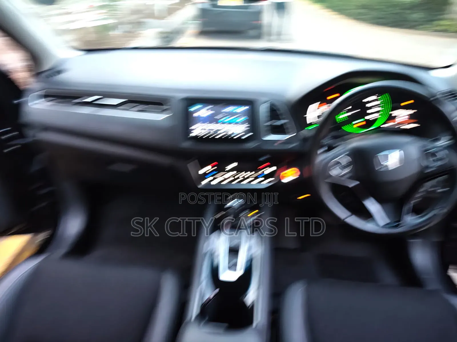Honda Vezel 1.5 Hybrid 2WD 2018 Matt Black