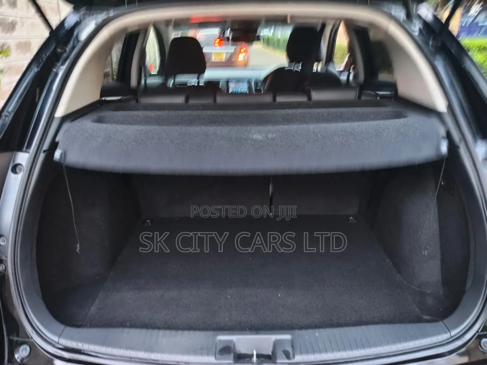 Honda Vezel 1.5 Hybrid 2WD 2018 Matt Black