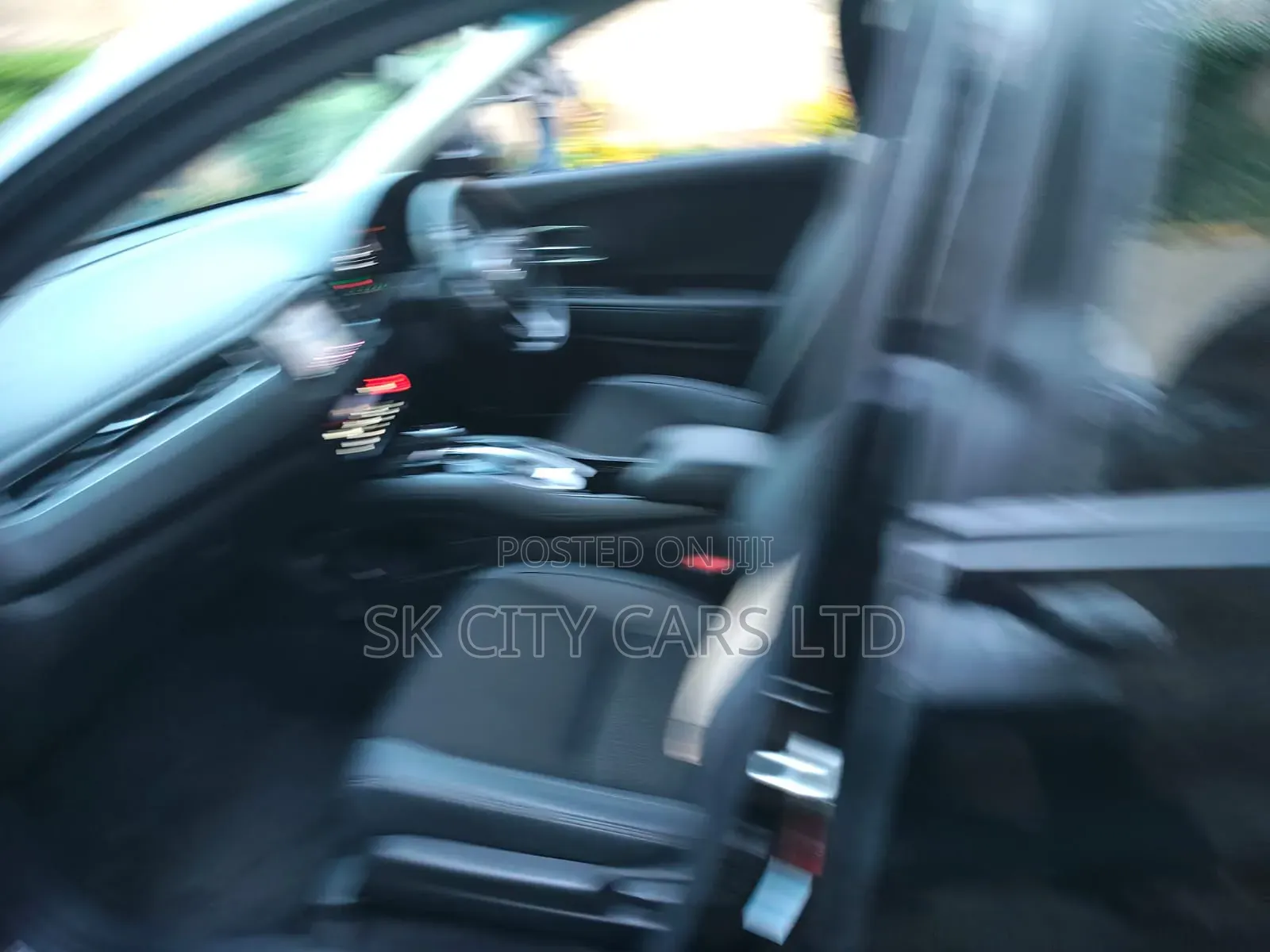 Honda Vezel 1.5 Hybrid 2WD 2018 Matt Black
