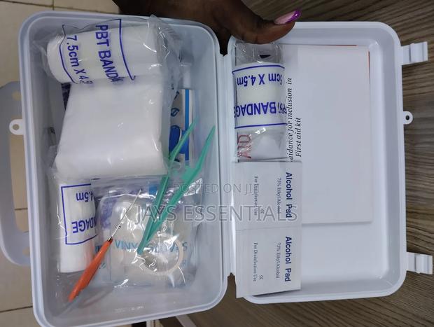 Car First Aid Kit (Multipurpose) - thumbnail 2