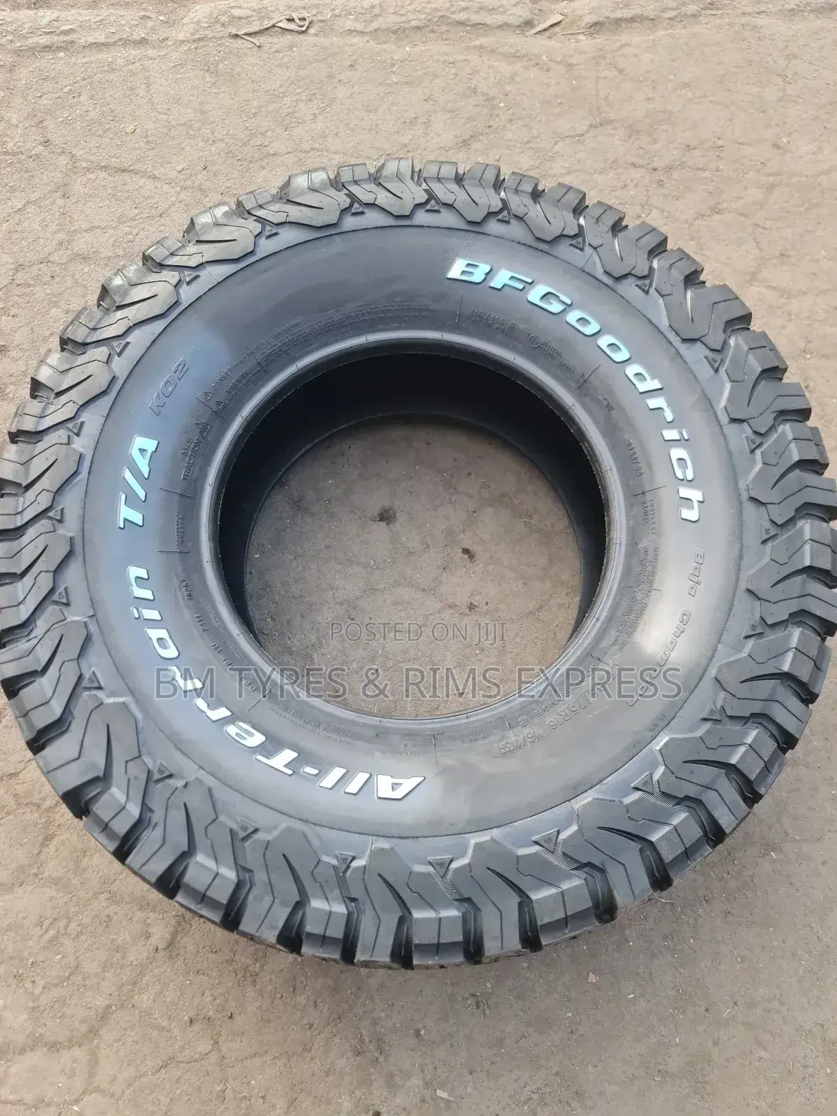 Lt 285 /75 R16 Bf Goodrich Tyres(All Terrrain) Thailand.