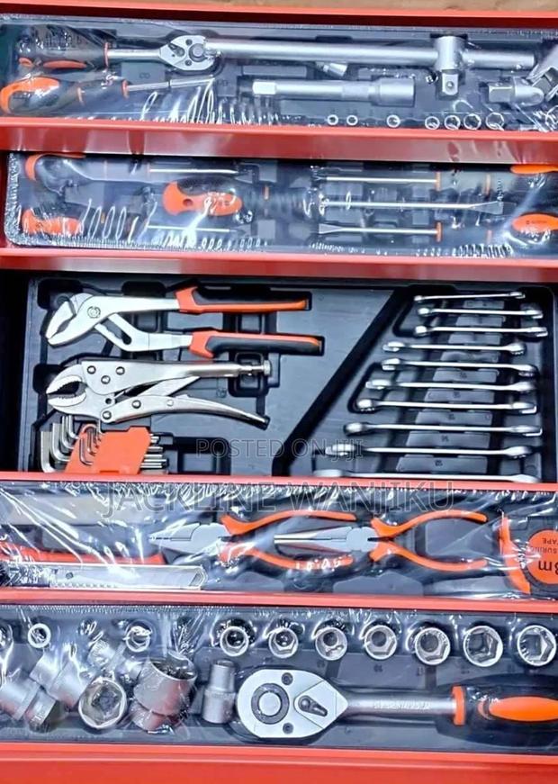 85pc Spanner Tool Set With Metal Box - main view
