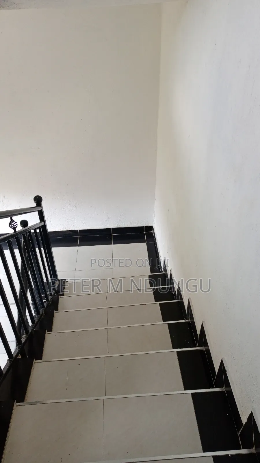 2bdrm Block of Flats in Kamakis for sale