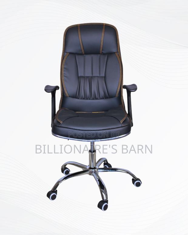 Executive_leather_office_chair__high_back_padded_armrests - thumbnail 3