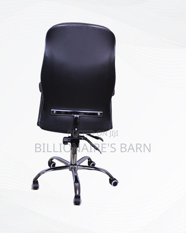 Executive_leather_office_chair__high_back_padded_armrests - thumbnail 4