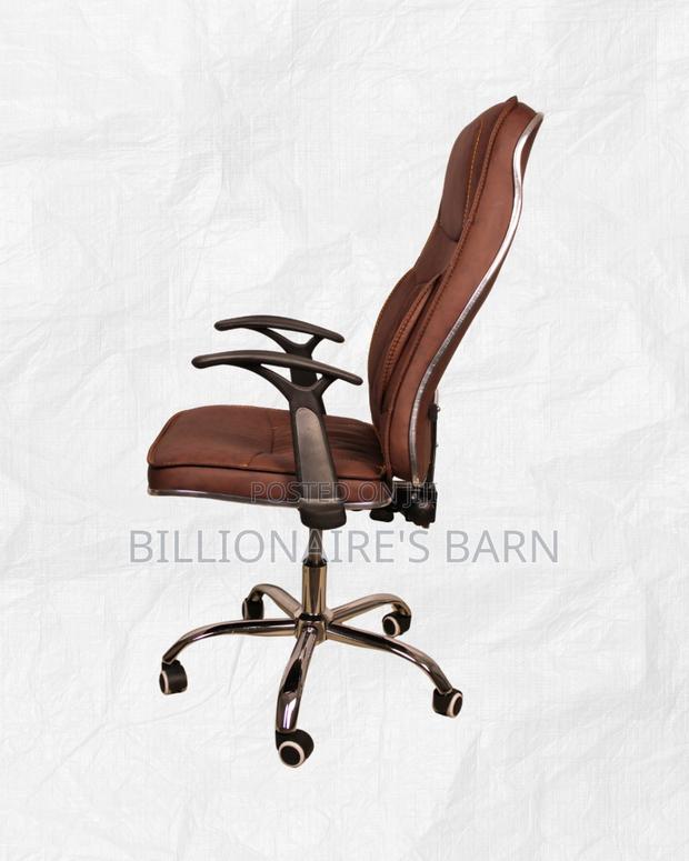 Ergonomic_executive_leather_chair__high_back_padded_armrest - thumbnail 2