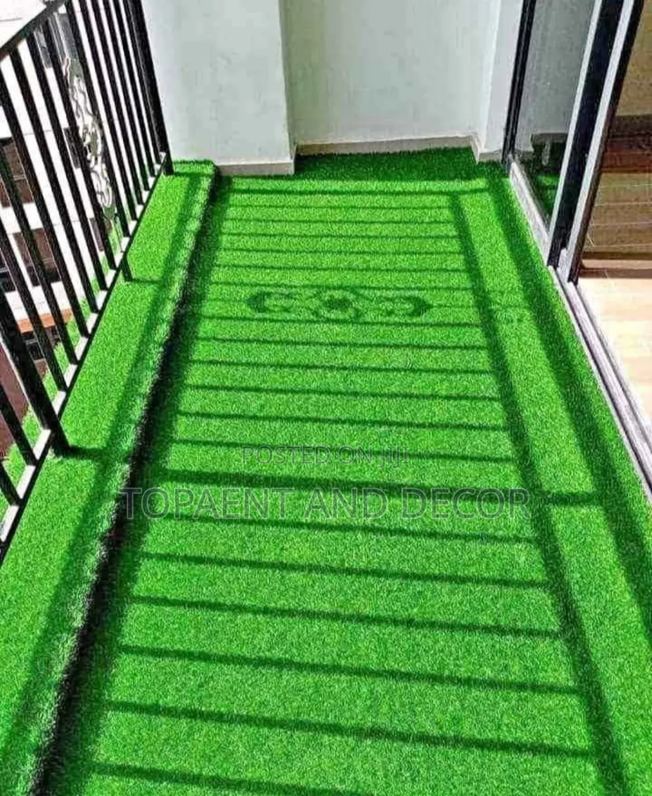 Easy to Install Artificial Grass Carpet for Balcony
