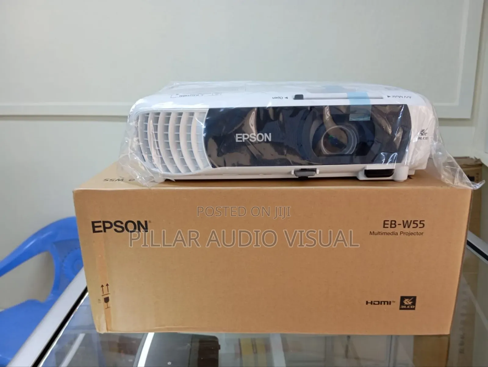 Check for 4500 Lumen Projector, Epson W55, Projector