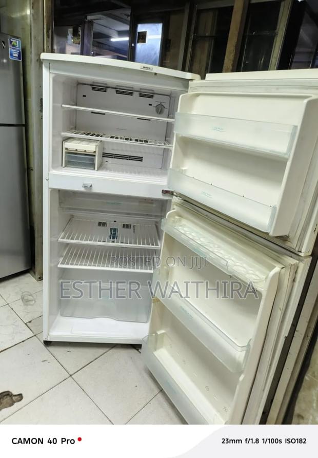 Hitachi White Double Door Fridge (Very Clean)